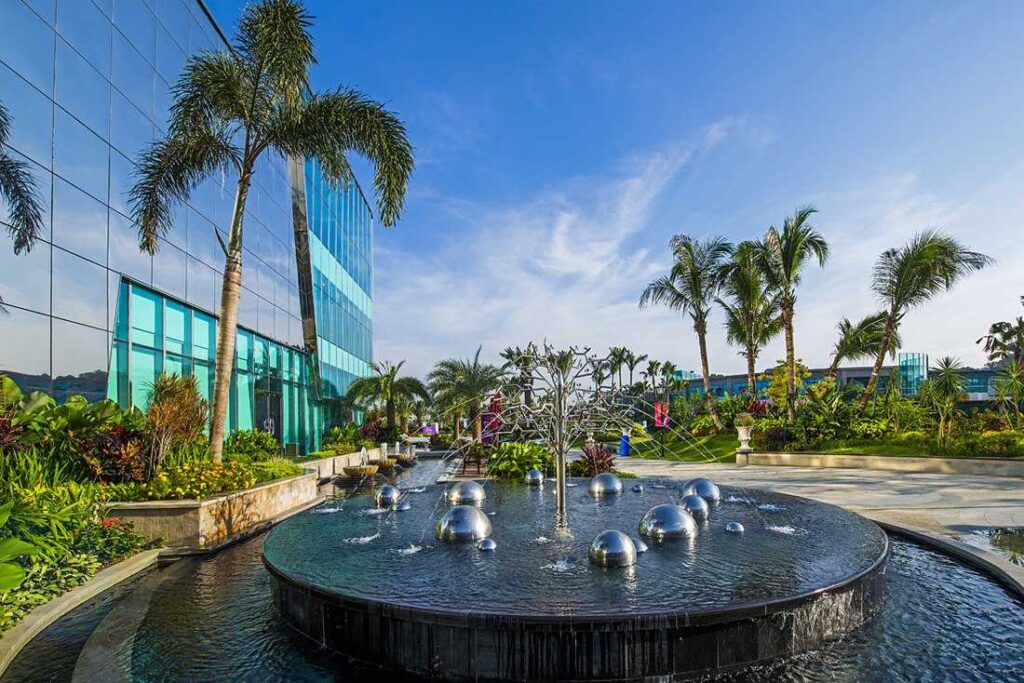 country garden danga bay laurel 34