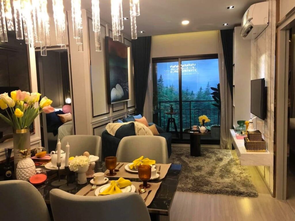 Aspire-Asoke-ratchada-showunit 2Bedroom Living