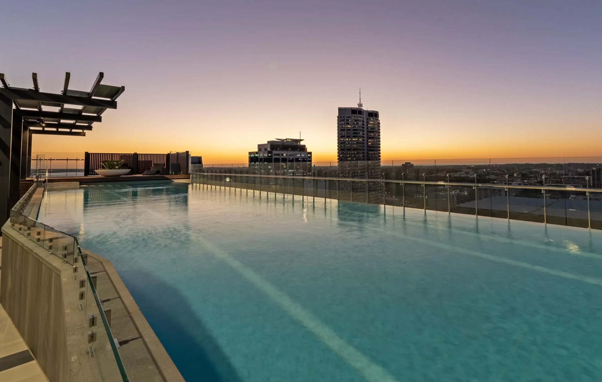 NV Apartments Perth - Pool-4