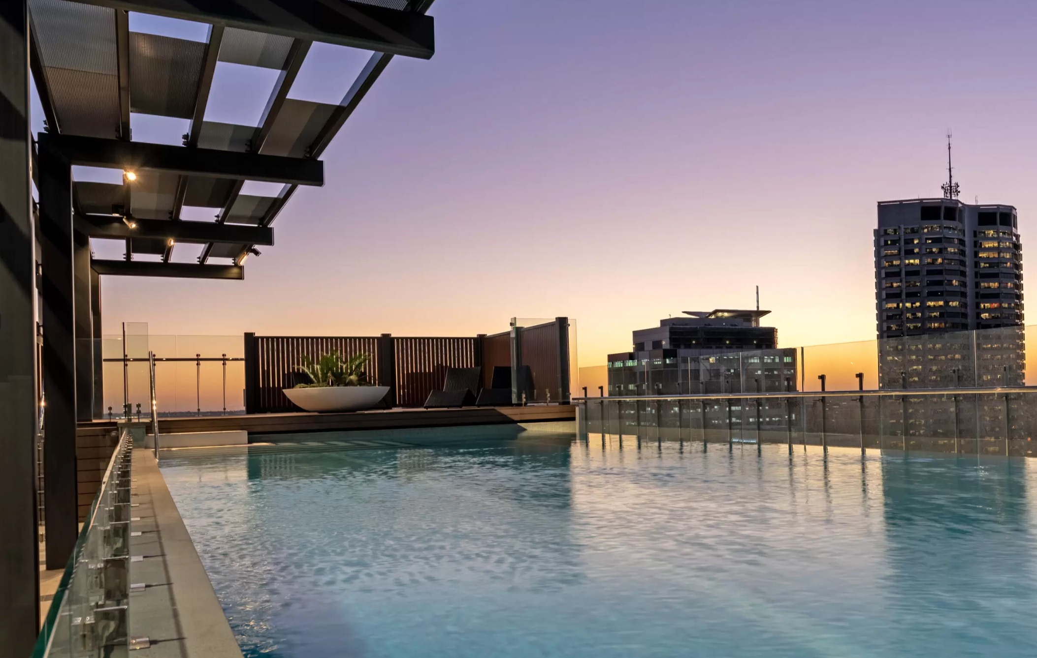 NV Apartments Perth - Pool-5