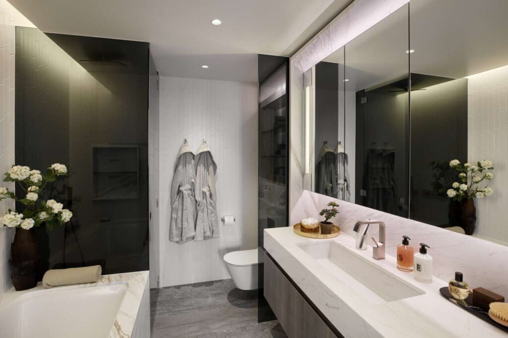 Sky Residence Bishopsgate Bathroom